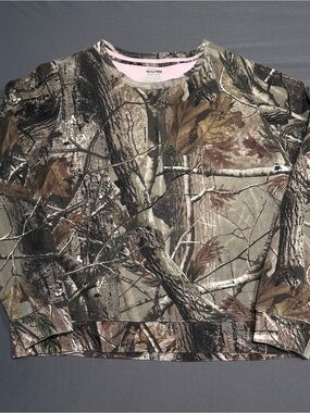 Girls Realtree Camouflage Crewneck Sweatshirt